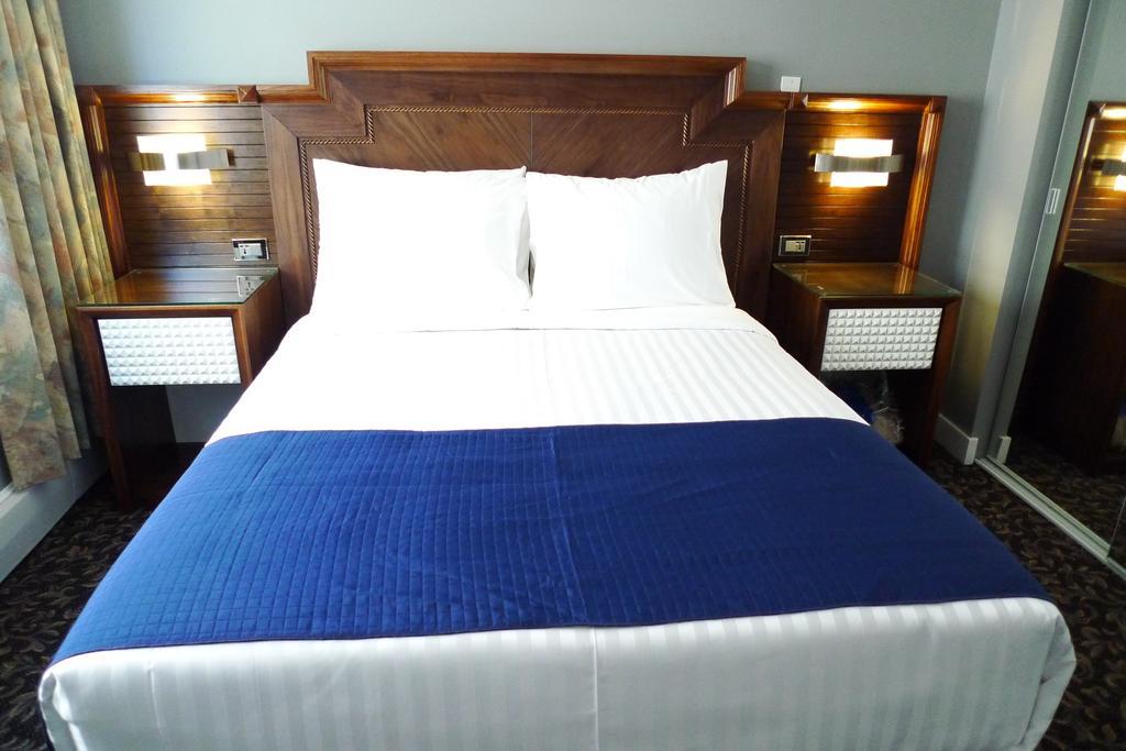 The Deluxe Hotel Vancouver Quarto foto